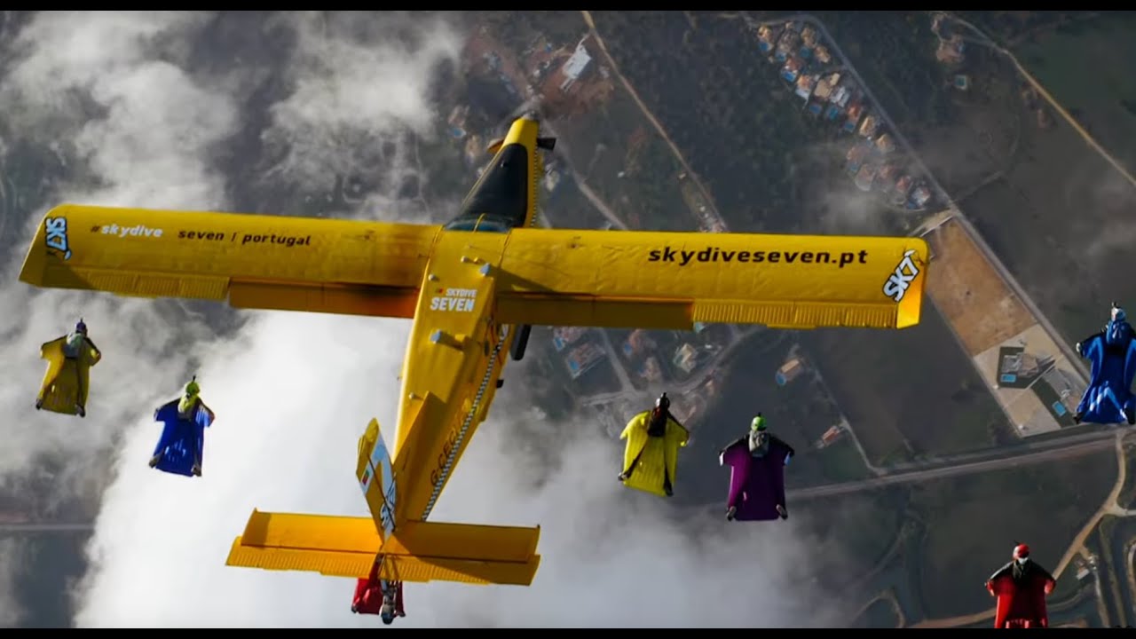Daniel Ossio wingsuit flying — AWF World Record
